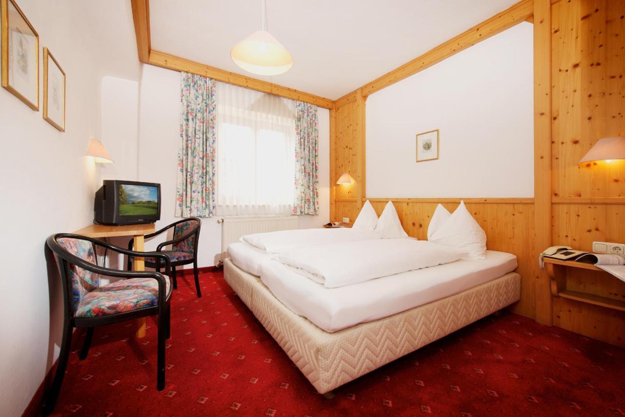 Hotel Grafenwirt Wagrain Oda fotoğraf